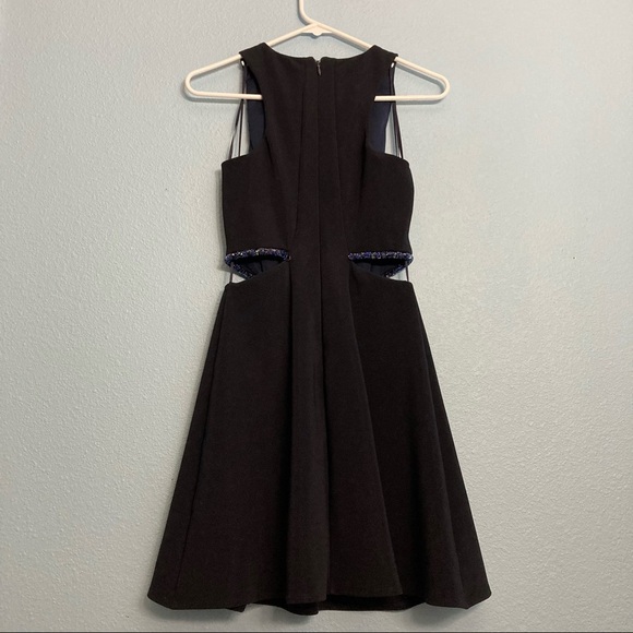 TopShop Sleeveless Dress Cutout Waist Fit&Flare Mini dress - Navy - US 2 - Picture 6 of 11